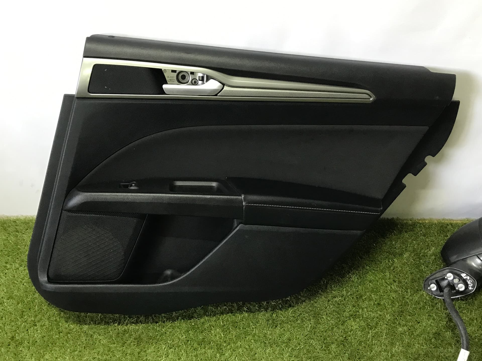 Провід на замок капота Ford Fusion mk5 17-20 - фото 1