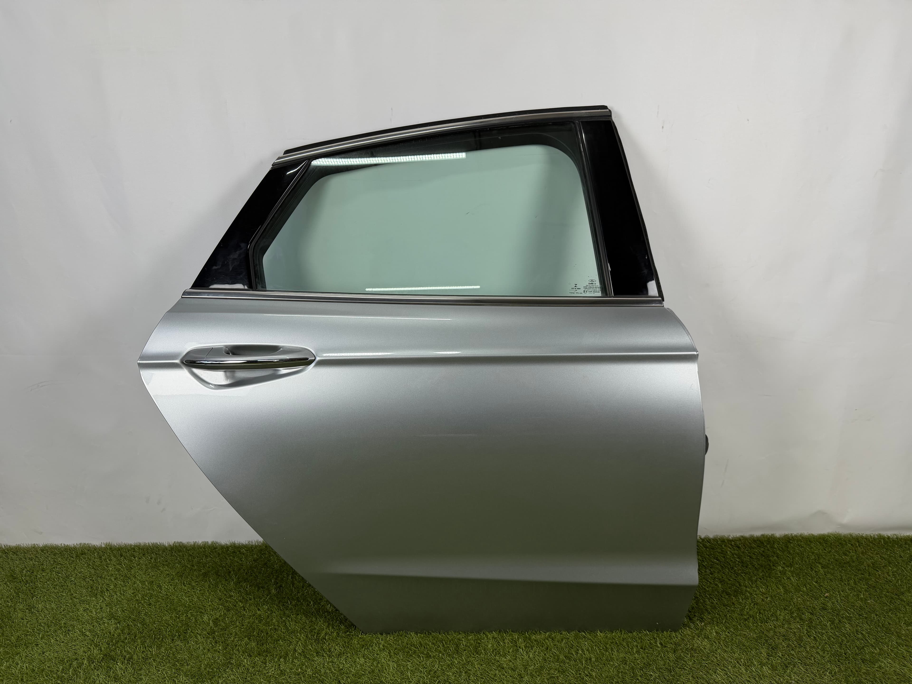 Двері голі задні праві Ford Fusion mk5 13-20 срібло JS