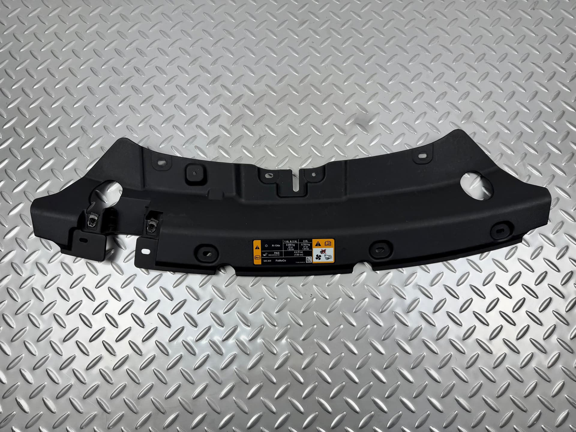 Накладка телевізора Ford Escape MK3 13-16 - фото 1