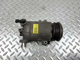 Компресор кондиціонера Ford Escape MK3 13-16 2.0T пошкоджена фішка - превью 1