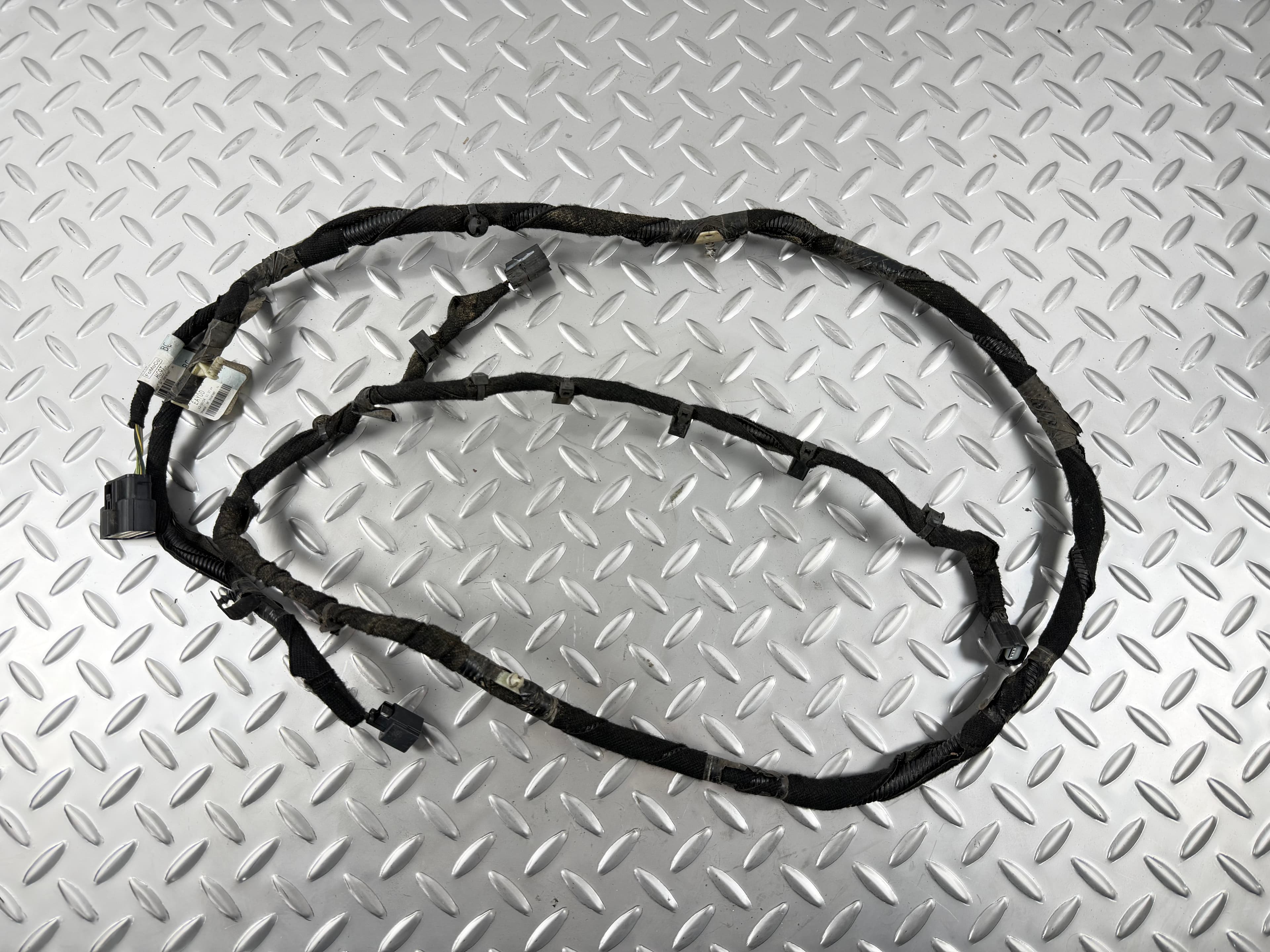 Проводка переднього бампера Ford Fusion mk5 17-20 без птф без парктроніків, під жалюзі 