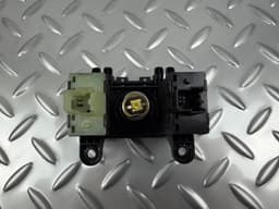 Кнопки керування підігрівом сидінь Ford Escape MK3 13-16 з прикурювачем - превью 3